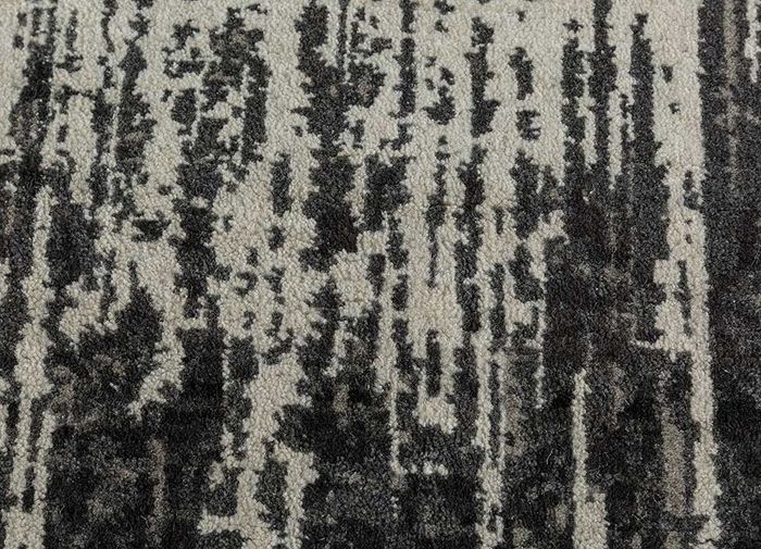 blithe grey and black wool hand knotted Rug - CloseUp