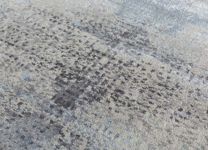 hidden by kavi ivory wool and silk hand knotted Rug - CloseUp