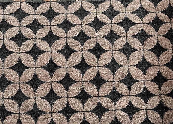 aakar by kavi grey and black wool and bamboo silk hand knotted Rug - CloseUp