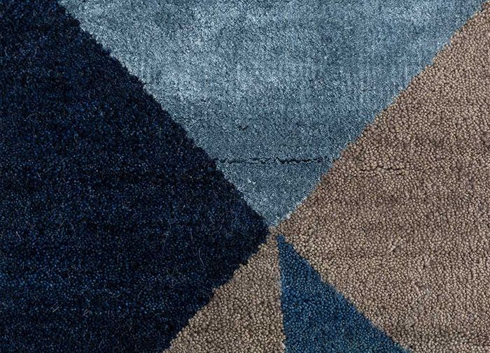 geode blue wool and bamboo silk hand knotted Rug - CloseUp