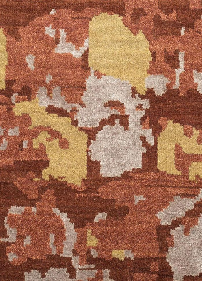 esme red and orange wool and bamboo silk hand knotted Rug - CloseUp