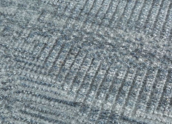 okaley blue wool and viscose hand knotted Rug - CloseUp