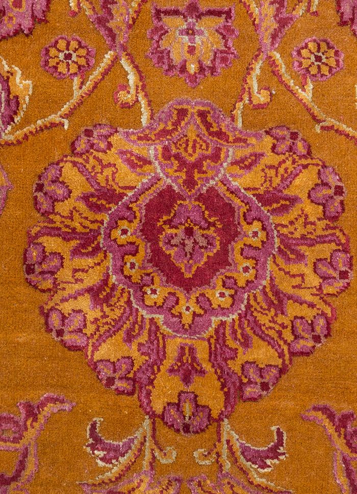 aurora red and orange wool and silk hand knotted Rug - CloseUp