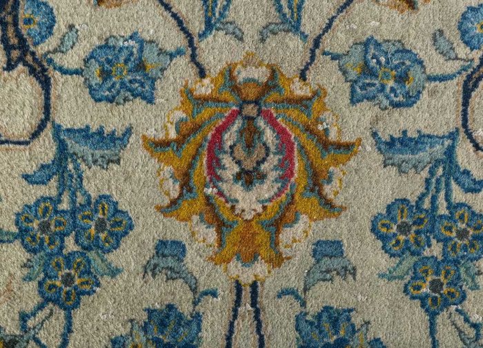 antique blue wool hand knotted Rug - CloseUp