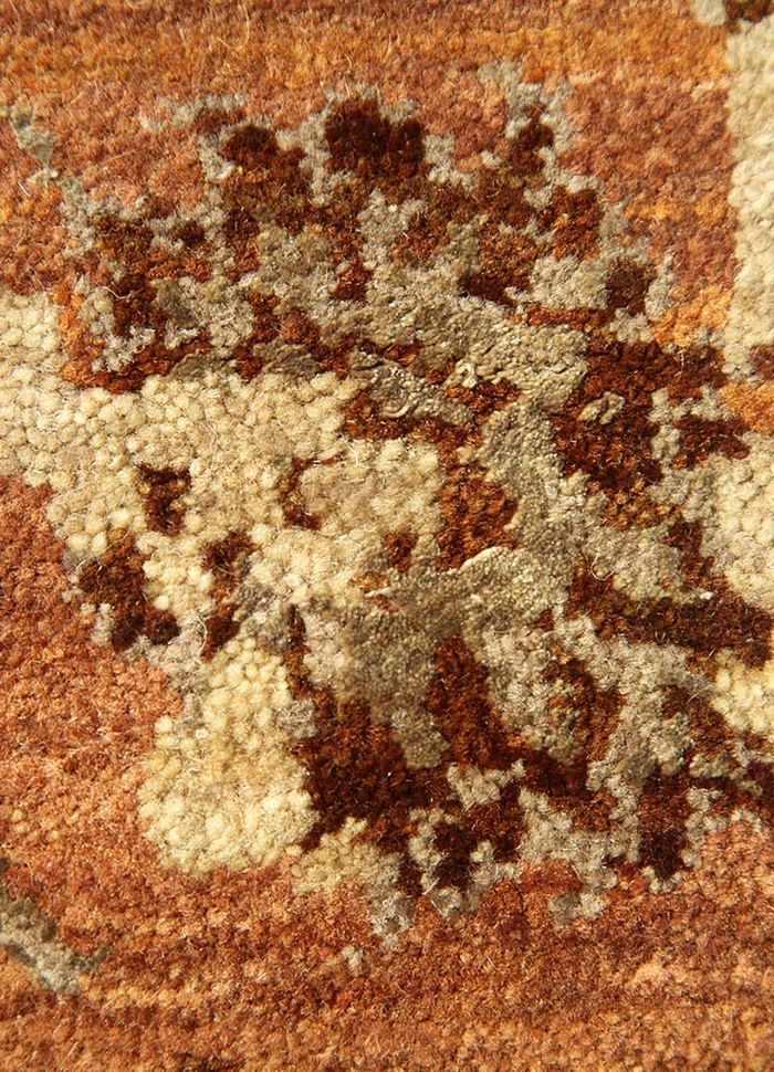 far east red and orange wool and silk hand knotted Rug - CloseUp
