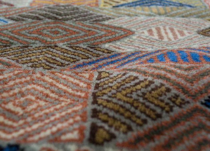 amani beige and brown wool hand knotted Rug - CloseUp