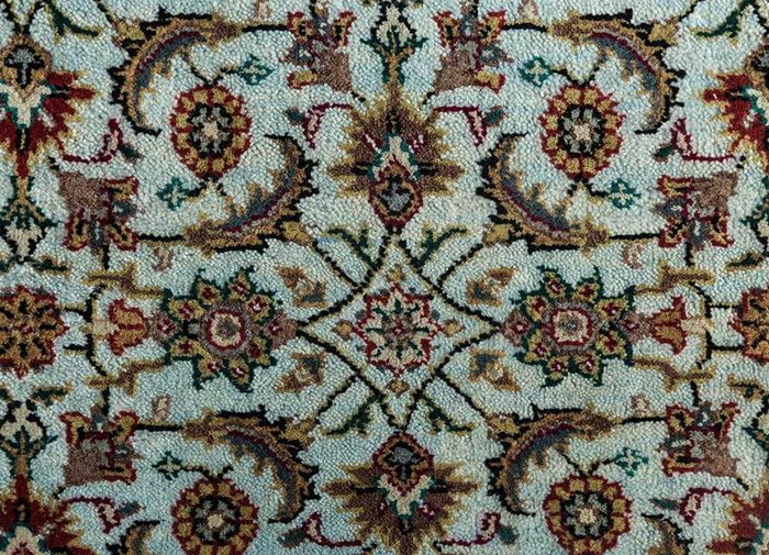 amani blue wool hand knotted Rug - CloseUp