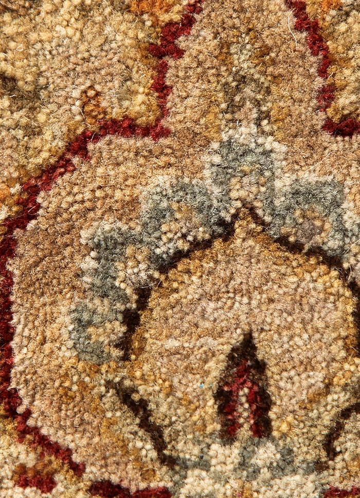 atlantis gold wool hand knotted Rug - CloseUp