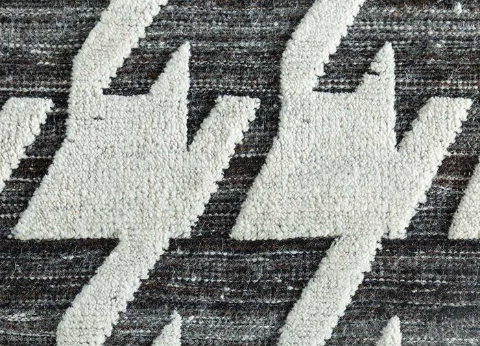 cleo blue wool hand knotted Rug - CloseUp