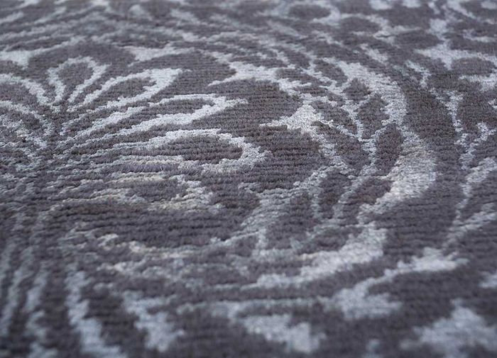 floret grey and black wool and bamboo silk hand knotted Rug - CloseUp