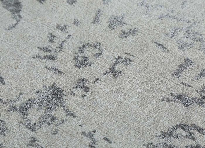 far east ivory wool and viscose hand knotted Rug - CloseUp