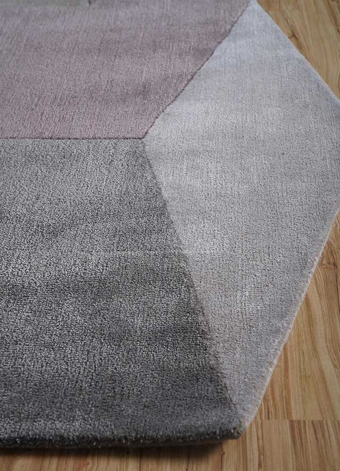 come around grey and black wool and viscose hand tufted Rug - Corner