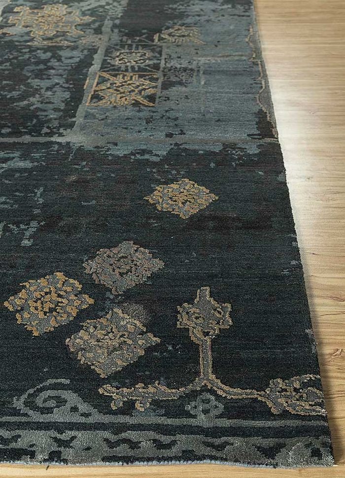 pansy blue wool and silk hand knotted Rug - Corner