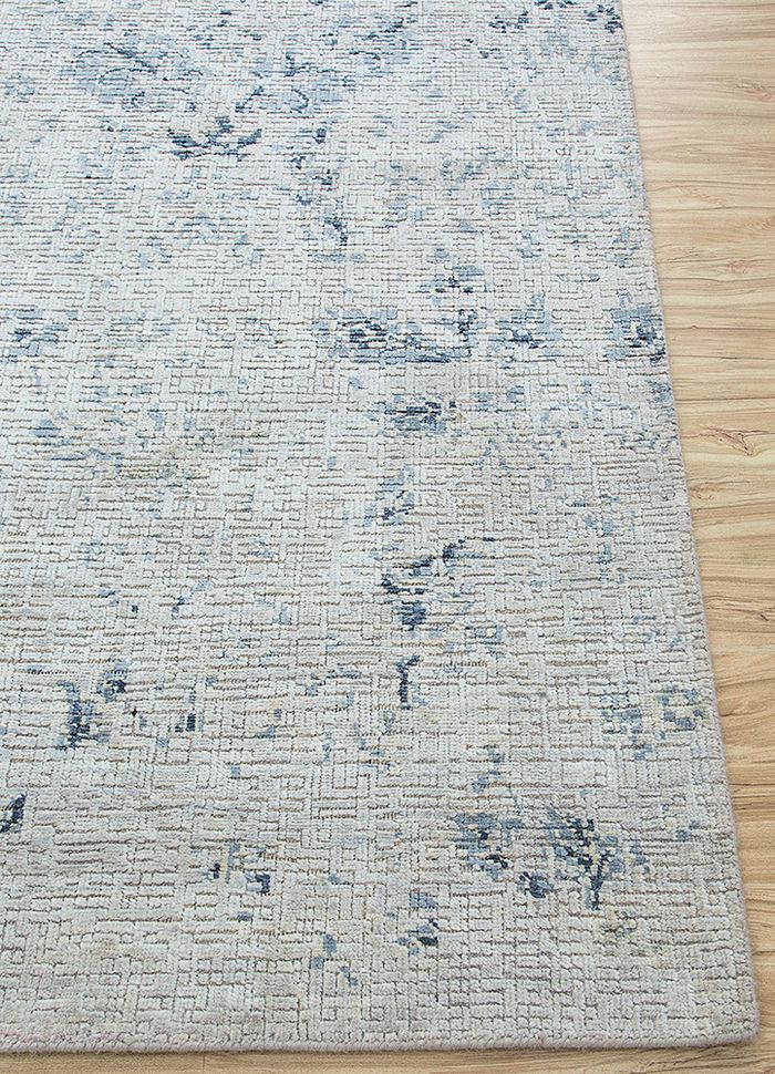 blithe grey and black wool and silk hand knotted Rug - Corner