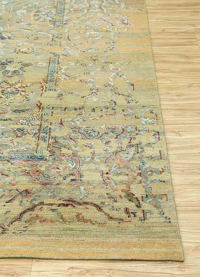 far east gold wool and silk hand knotted Rug - Corner