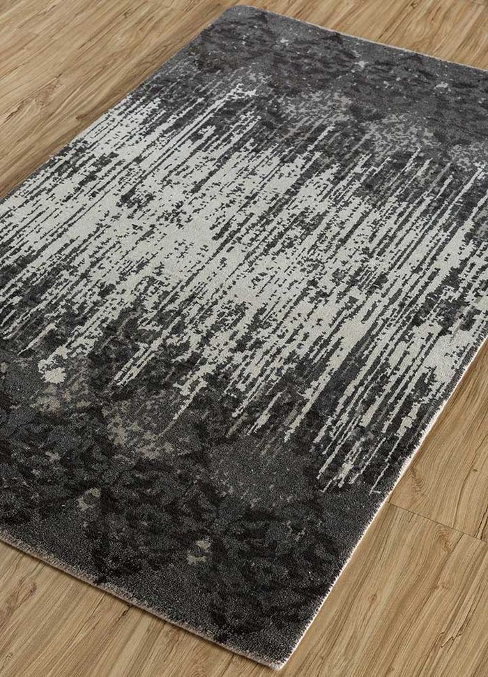 blithe grey and black wool hand knotted Rug - FloorShot