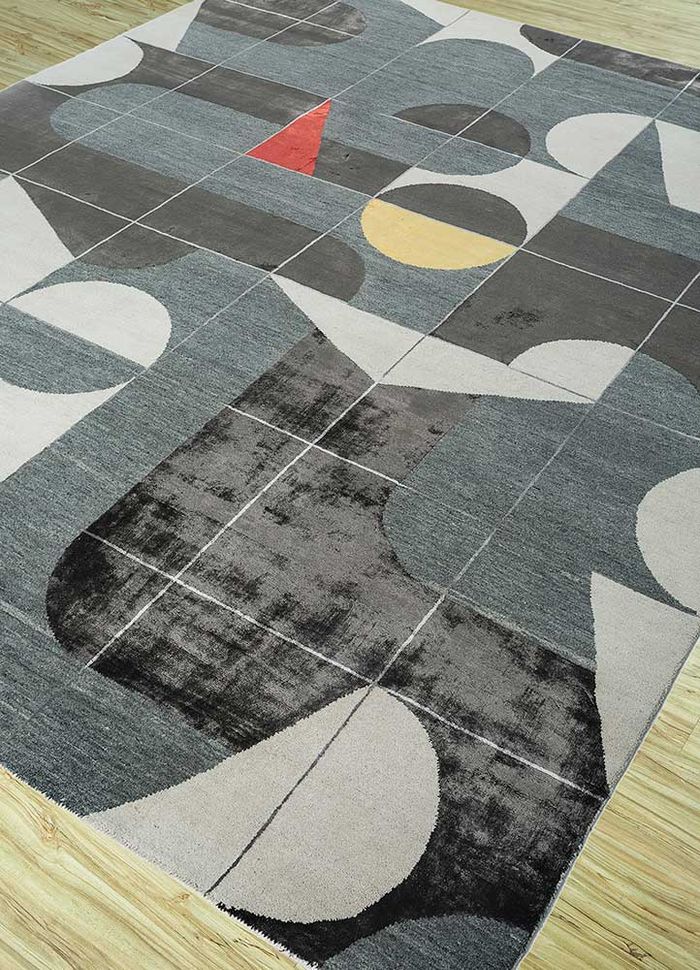 aakar by kavi ivory wool and bamboo silk hand knotted Rug - FloorShot