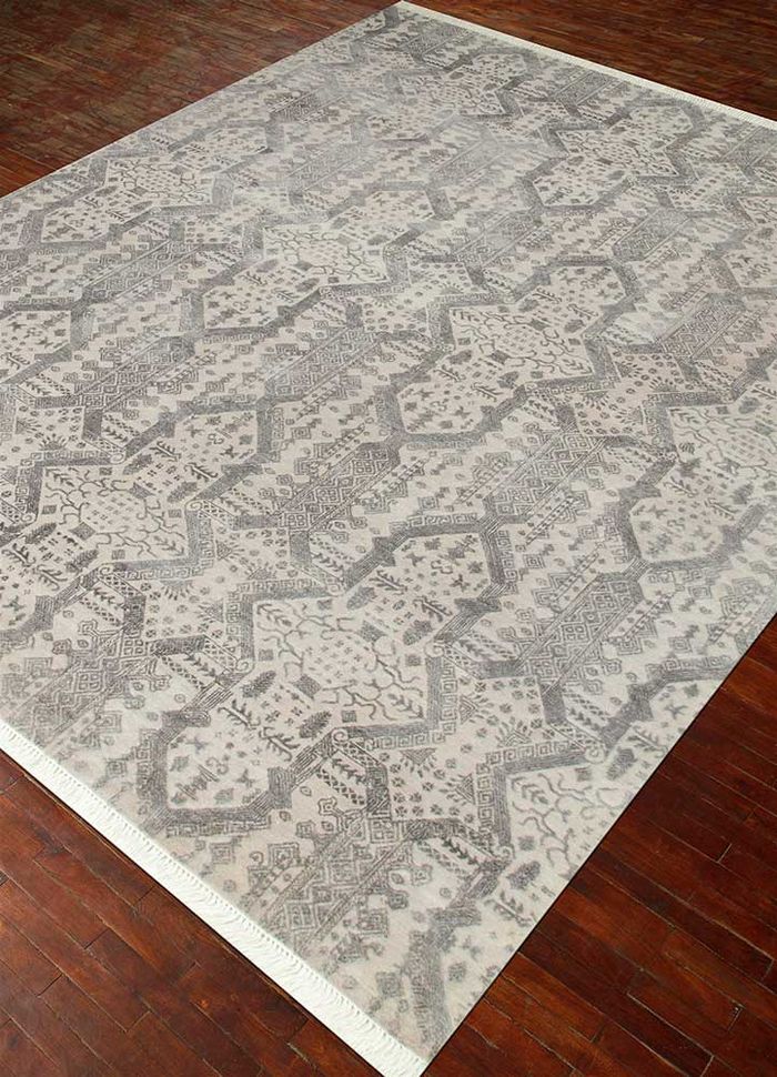 blithe ivory wool and bamboo silk hand knotted Rug - FloorShot