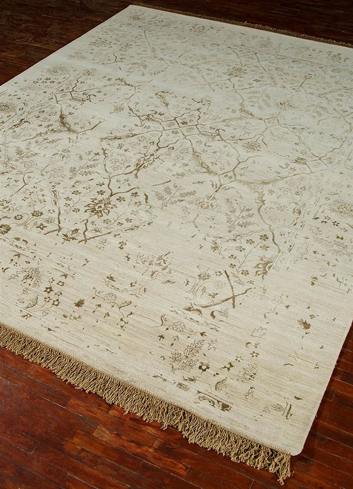 far east ivory wool and silk hand knotted Rug - FloorShot
