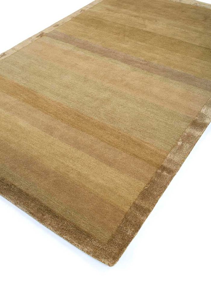 linear gold wool and viscose hand tufted Rug - FloorShot