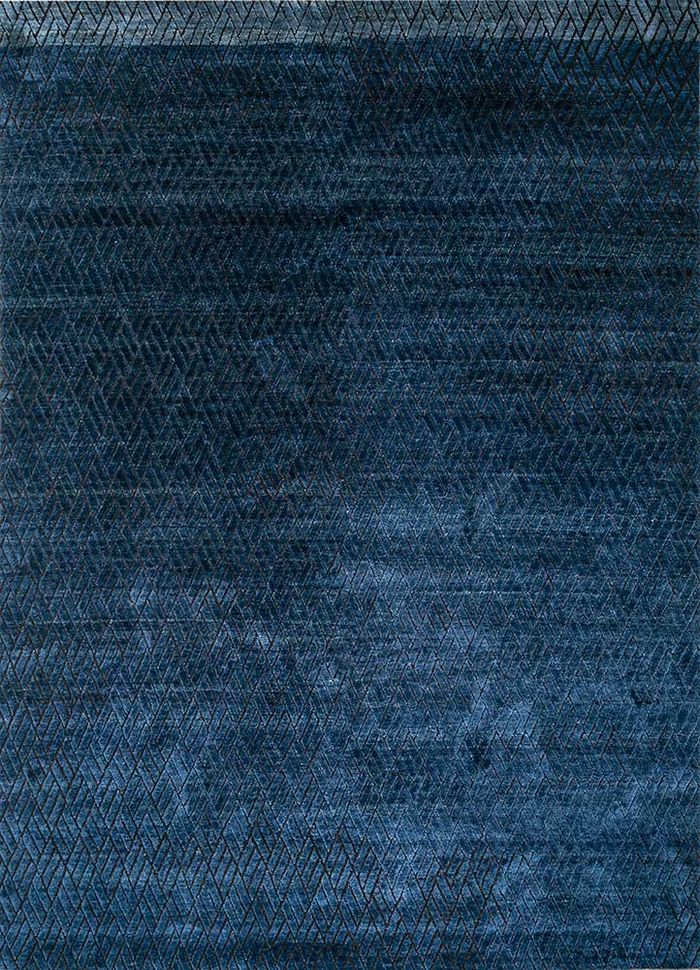 verna blue wool and silk hand knotted Rug - HeadShot