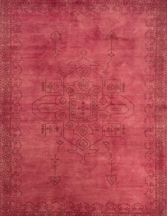 Vintage and distressed rug and carpets available in various patterns, showing a timeless design and faded textures, ideal for a every style home décor