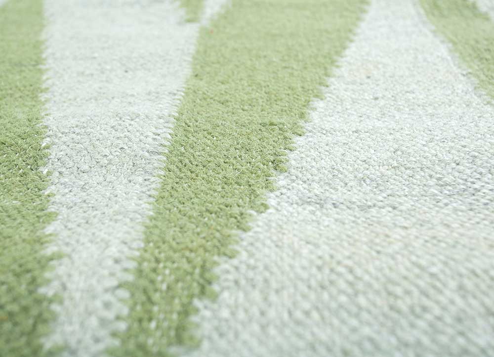 anatolia green wool and viscose flat weaves Rug - CloseUp