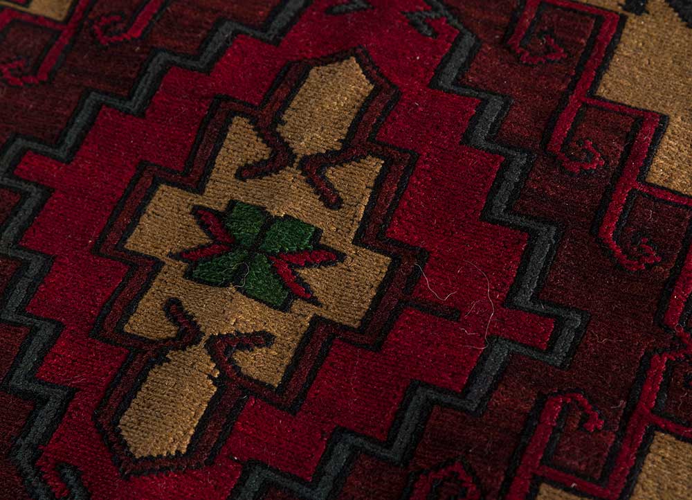 kiaan red and orange wool hand knotted Rug - CloseUp