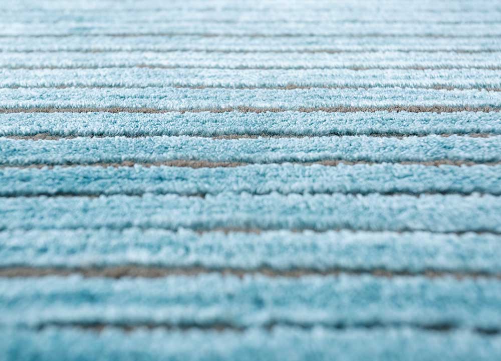 legion blue wool and bamboo silk hand knotted Rug - CloseUp