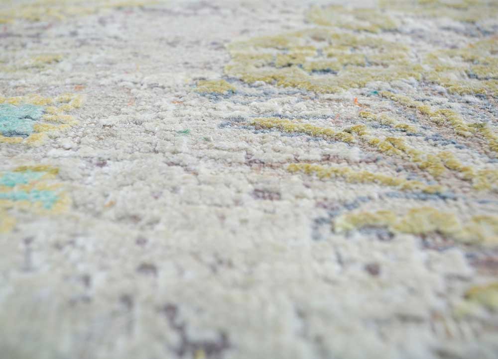 wisteria ivory wool and silk hand knotted Rug - CloseUp