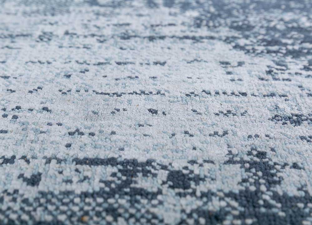 tattvam grey and black wool and silk hand knotted Rug - CloseUp
