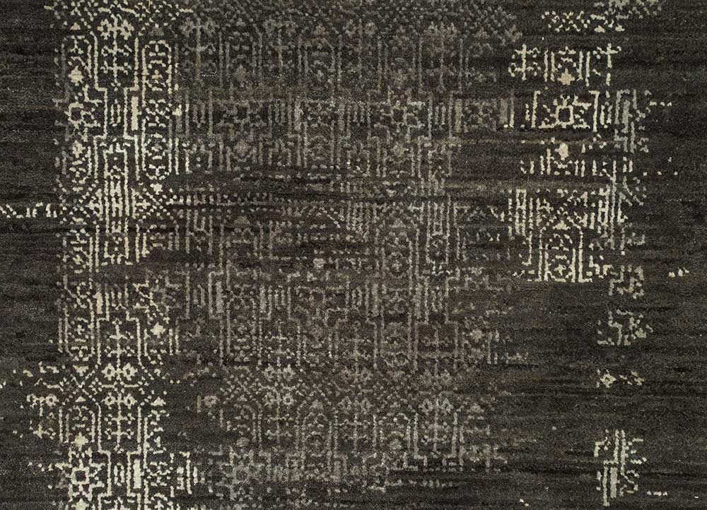 wisteria grey and black wool and silk hand knotted Rug - CloseUp