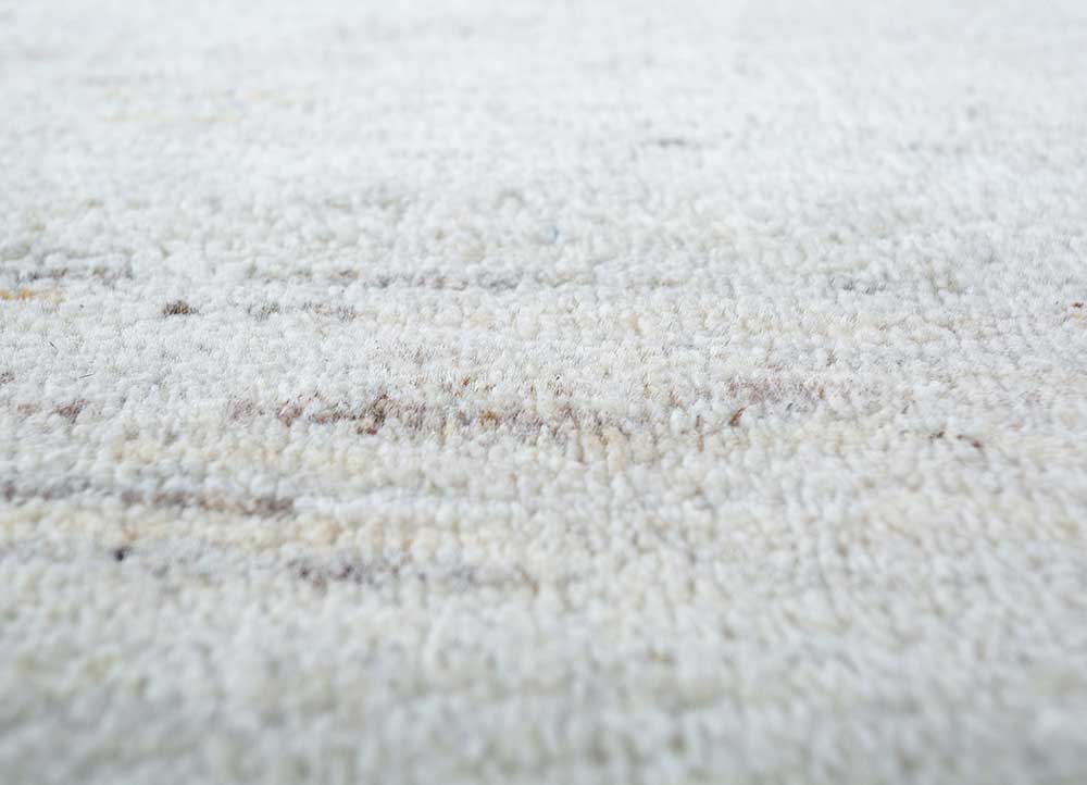 entropy ivory wool hand knotted Rug - CloseUp