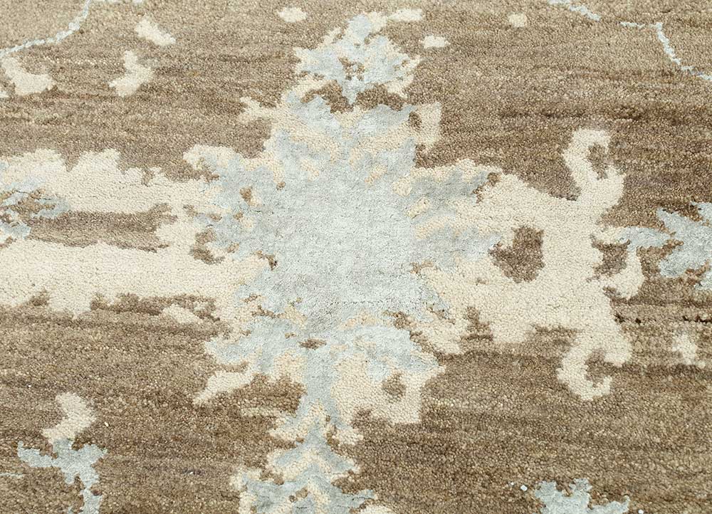 wisteria beige and brown wool and viscose hand knotted Rug - CloseUp