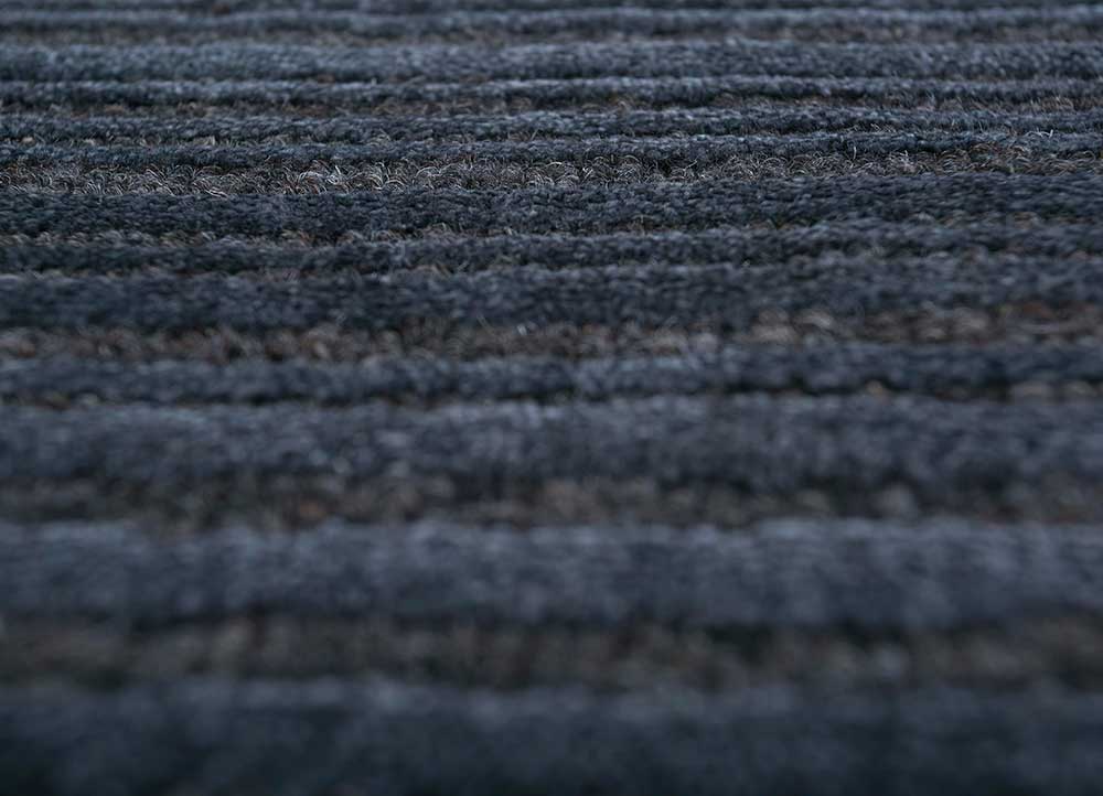 oxford blue wool hand loom Rug - CloseUp