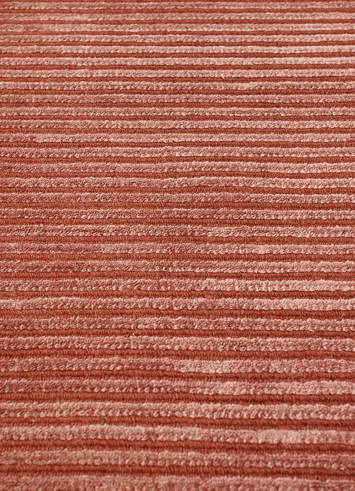 basis red and orange wool and viscose hand loom Rug - CloseUp
