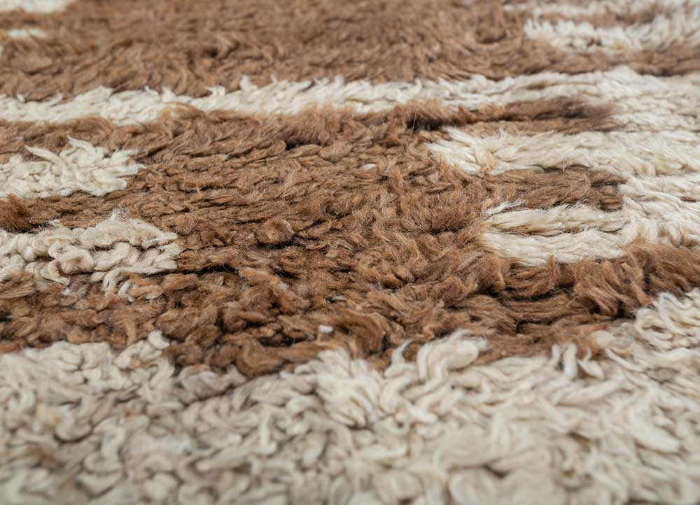 erbe ivory wool hand knotted Rug - CloseUp