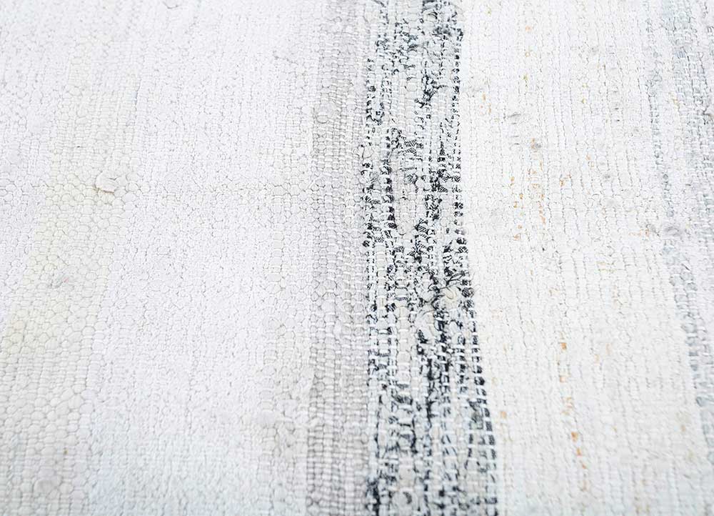 provenance ivory wool patchwork Rug - CloseUp