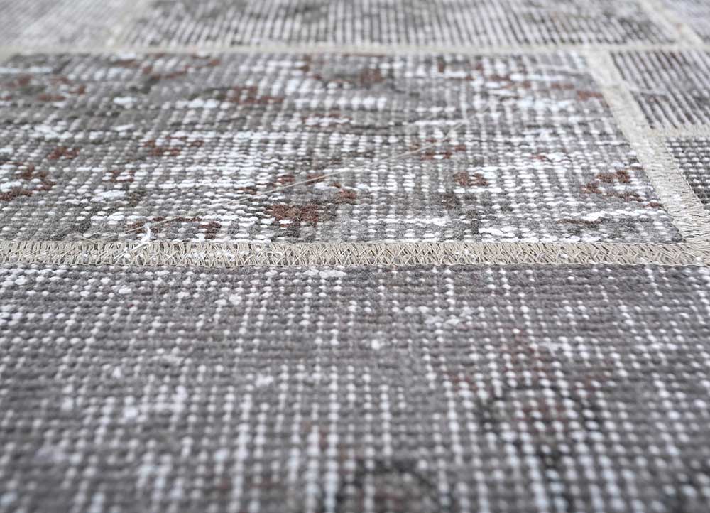 provenance grey and black wool patchwork Rug - CloseUp