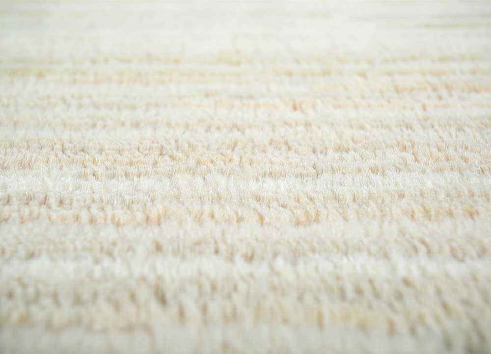 manifest beige and brown wool hand knotted Rug - CloseUp