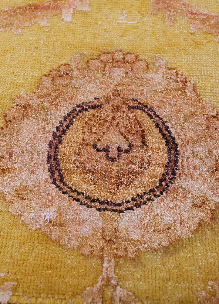 lacuna gold wool and silk patchwork Rug - CloseUp