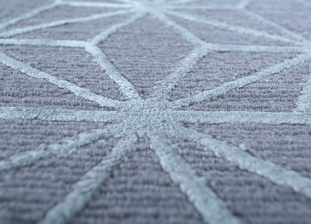 geode grey and black wool and silk hand knotted Rug - CloseUp