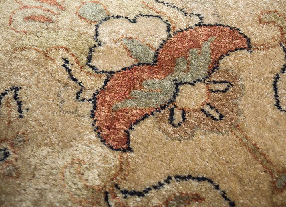 amani gold wool hand knotted Rug - CloseUp