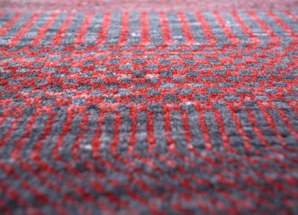 kairos red and orange wool hand knotted Rug - CloseUp