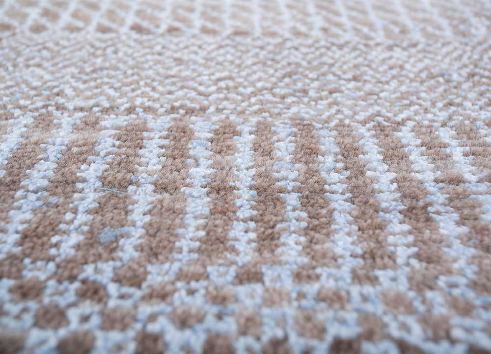 kairos beige and brown wool and viscose hand knotted Rug - CloseUp
