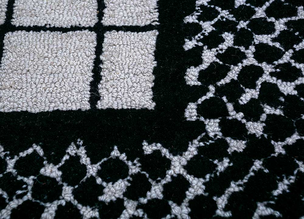 linear grey and black wool hand tufted Rug - CloseUp