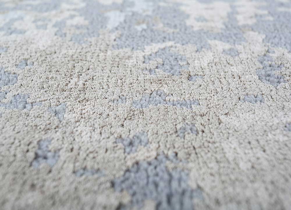 entropy grey and black wool and silk hand knotted Rug - CloseUp