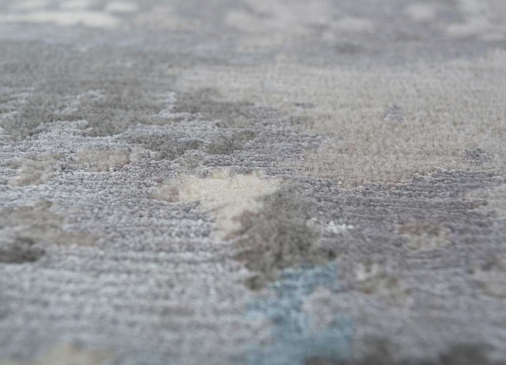 entropy grey and black wool and bamboo silk hand knotted Rug - CloseUp