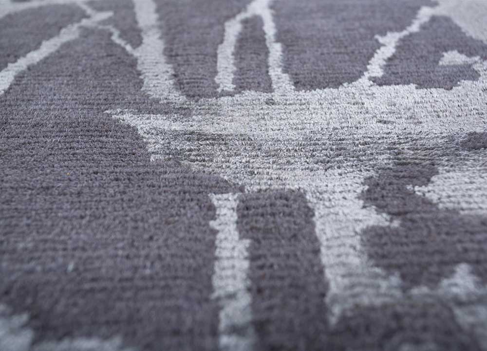 pansy grey and black wool and bamboo silk hand knotted Rug - CloseUp