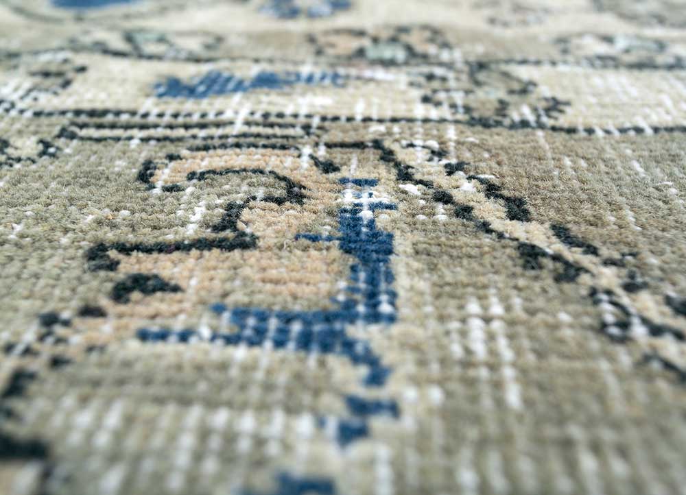 vintage blue wool hand knotted Rug - CloseUp
